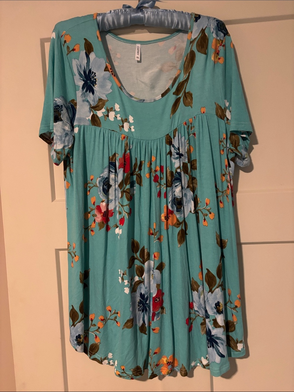 Floral Scoop-Neck Women’s Tunic in Teal